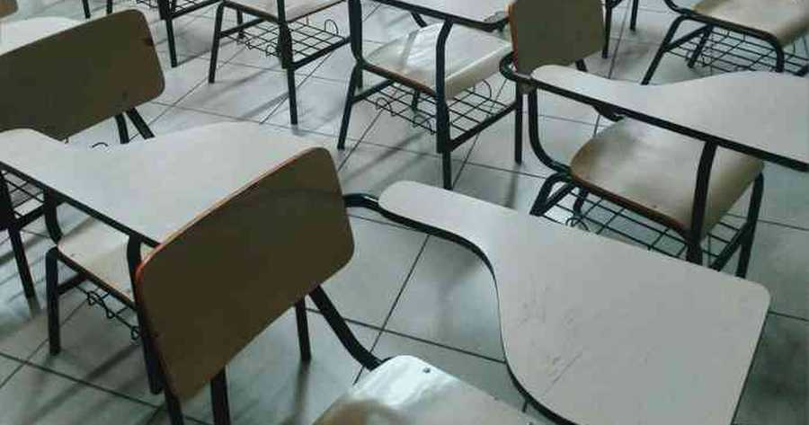 ห้องเรียนเปล่าที่ใช้เป็นห้องรอสัมภาษณ์ทุน